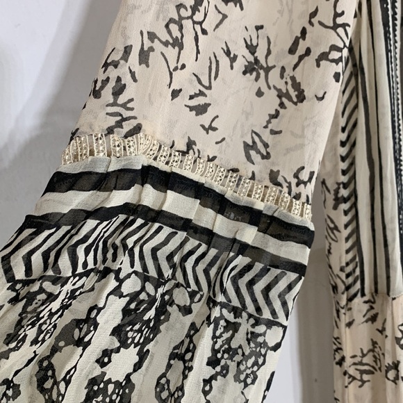 Anthropologie Cream Talulah Tiered long sleeve midi dress bohemian v neck small - Picture 6 of 13